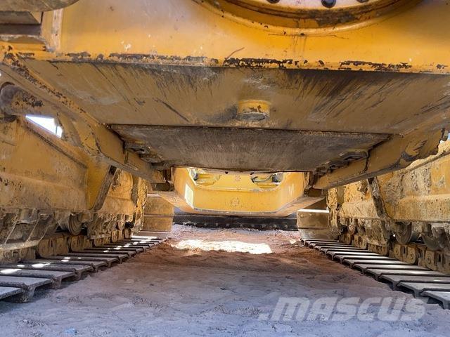 CAT D6N LGP Buldozer sobre oruga