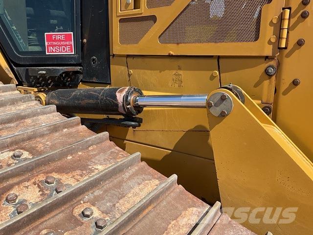 CAT D6N LGP Buldozer sobre oruga
