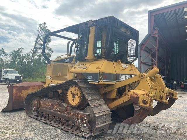 CAT D6N XL Buldozer sobre oruga