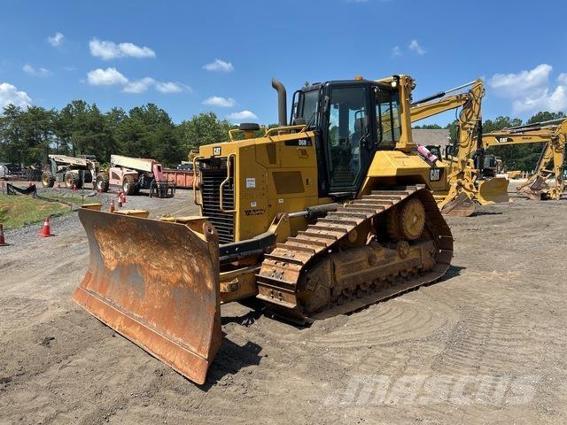 CAT D6N XL Buldozer sobre oruga