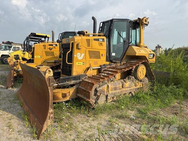 CAT D6N XL Buldozer sobre oruga