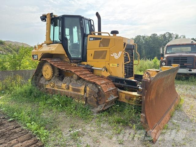 CAT D6N XL Buldozer sobre oruga