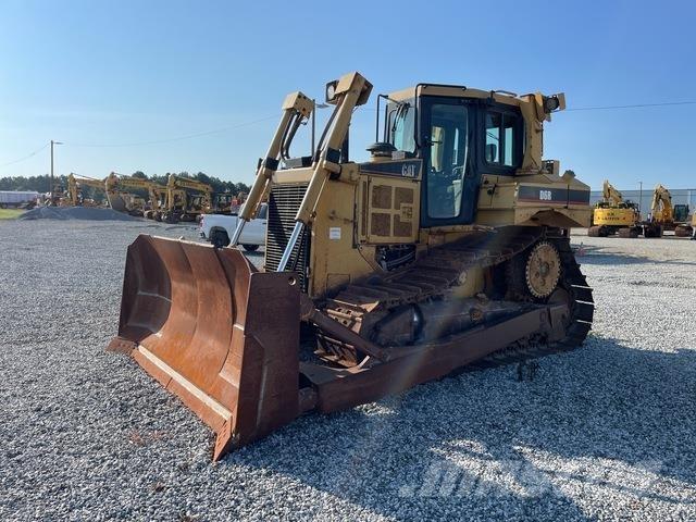 CAT D6R XL Buldozer sobre oruga