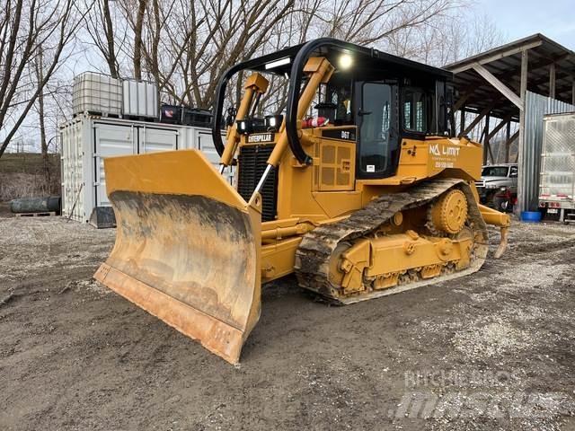 CAT D6T Buldozer sobre oruga