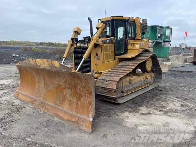 CAT D6T LGP Buldozer sobre oruga