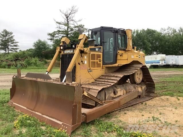 CAT D6T LGP Buldozer sobre oruga