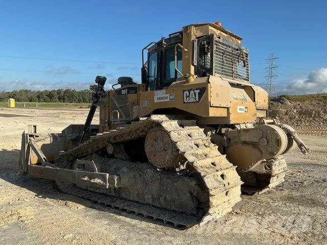 CAT D6T LGP Buldozer sobre oruga