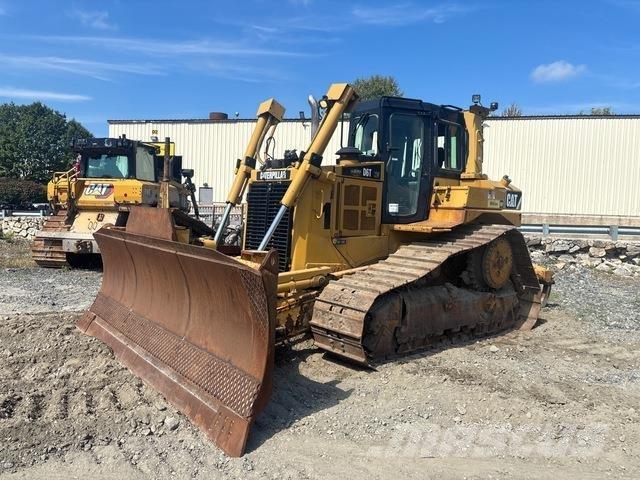 CAT D6T XW Buldozer sobre oruga