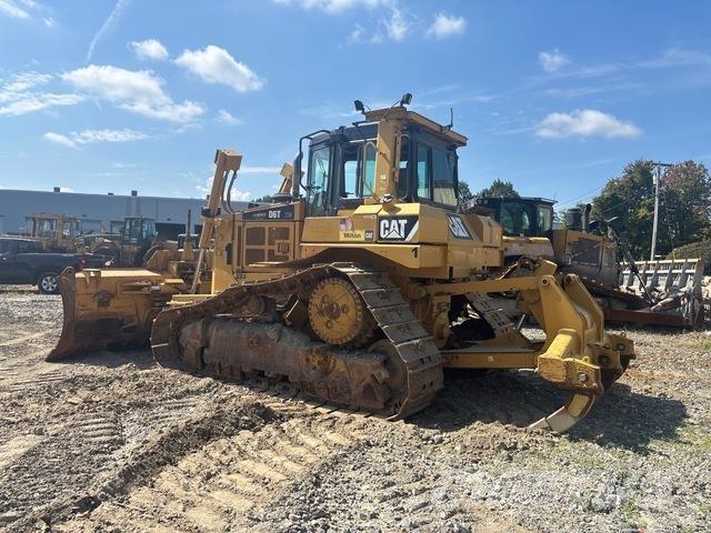 CAT D6T XW Buldozer sobre oruga