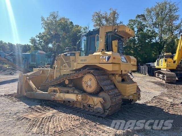 CAT D6T XW Buldozer sobre oruga
