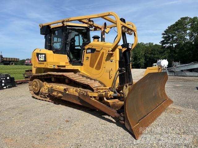 CAT D7E Buldozer sobre oruga