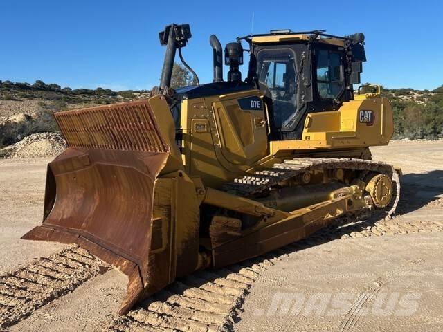 CAT D7E Buldozer sobre oruga