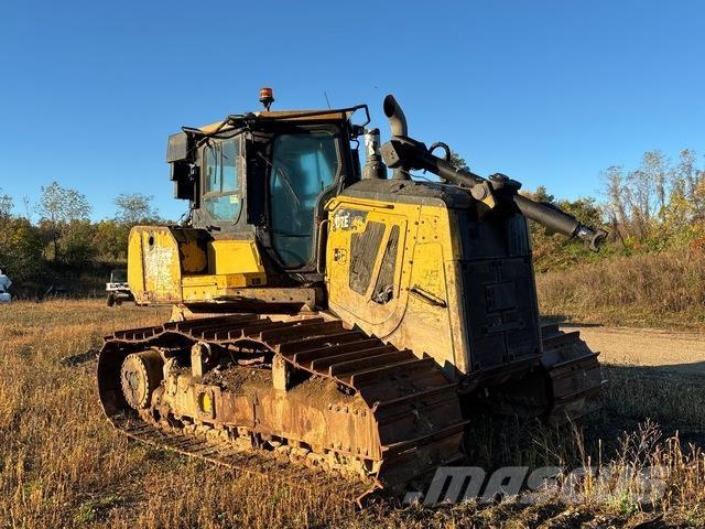 CAT D7E Buldozer sobre oruga