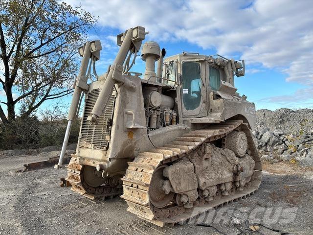 CAT D8 Buldozer sobre oruga