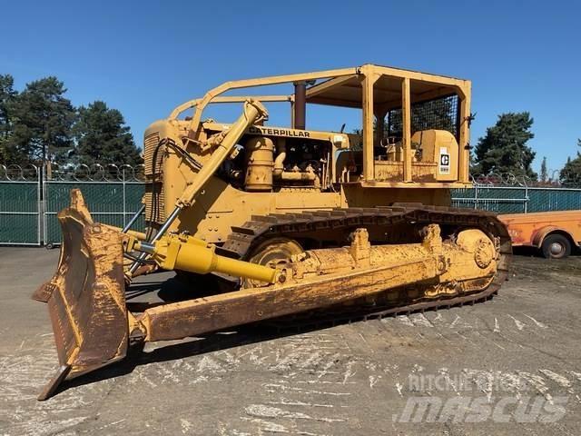 CAT D8H Buldozer sobre oruga