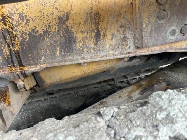 CAT D8H Buldozer sobre oruga