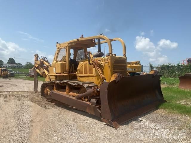 CAT D8K Buldozer sobre oruga