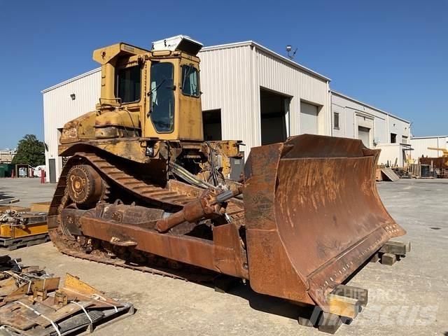 CAT D8L Buldozer sobre oruga