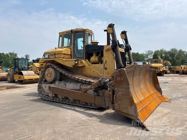 CAT D8L Buldozer sobre oruga