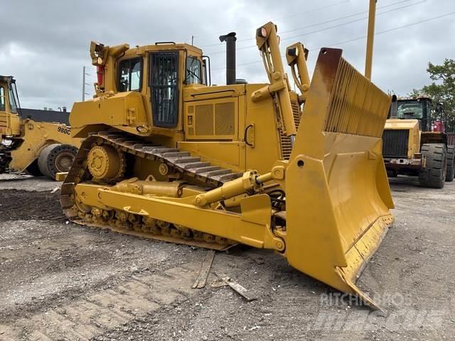 CAT D8N Buldozer sobre oruga