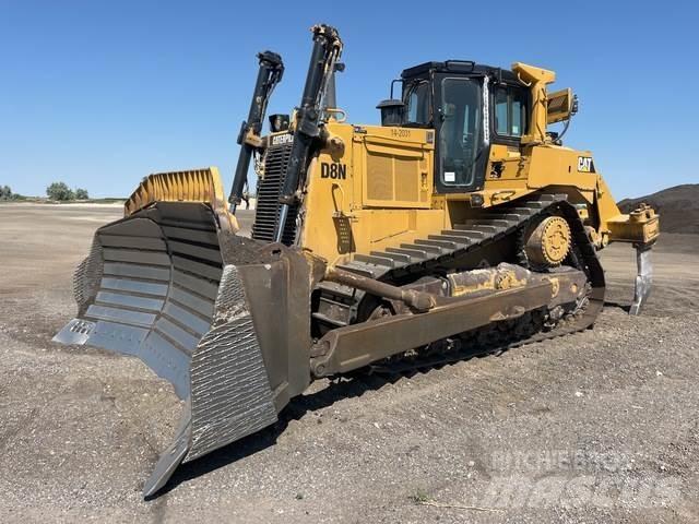 CAT D8N Buldozer sobre oruga