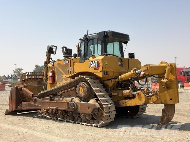 CAT D8R Buldozer sobre oruga