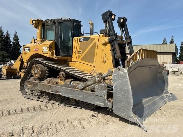 CAT D8T Buldozer sobre oruga