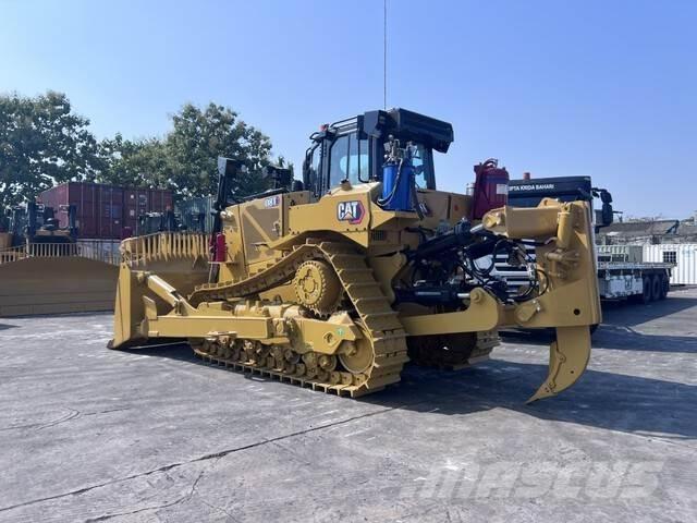 CAT D8T Buldozer sobre oruga
