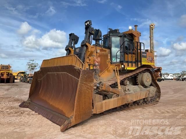 CAT D9 Buldozer sobre oruga