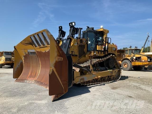 CAT D9 Buldozer sobre oruga