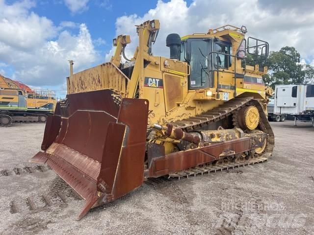 CAT D9T Buldozer sobre oruga