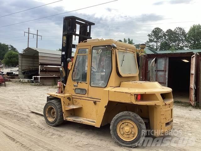 CAT DP70 Construcción - Otros