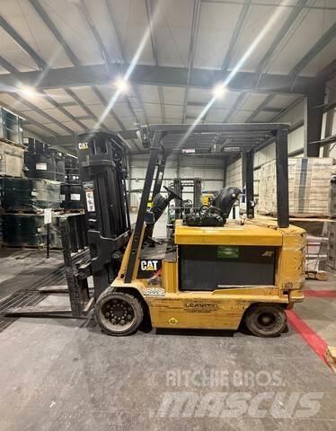 CAT E8000 Carretillas de horquilla eléctrica