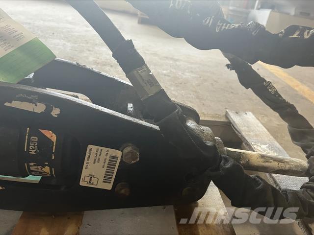 CAT H25D Martillos hidráulicos