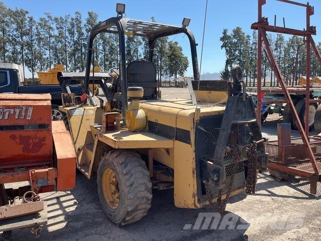 CAT R50 Carretillas elevadoras todo terreno