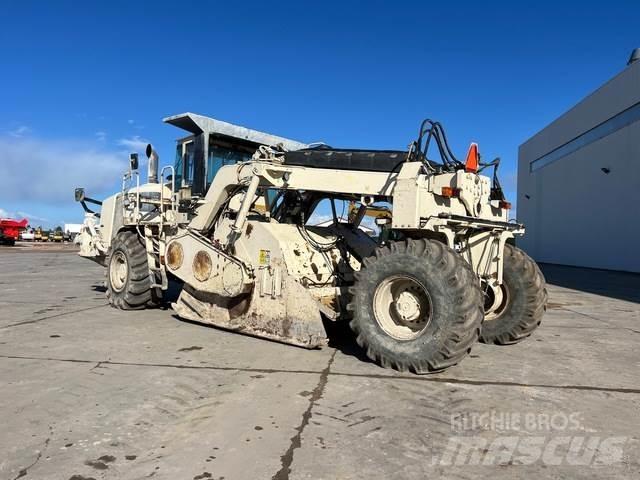 CAT RM500 Compactadores de suelo