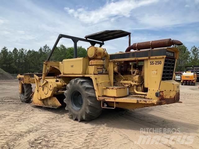 CAT SS-250 Compactadores de suelo