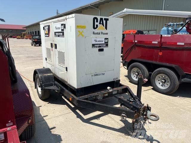 CAT XQ30-8 Generadores diesel