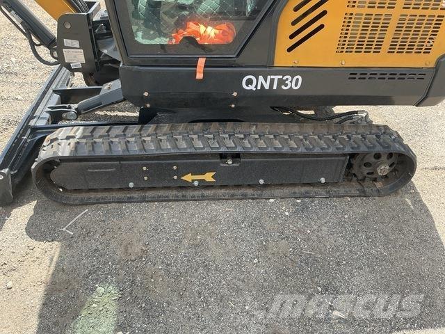 CFG QNT30 Excavadoras de cadenas