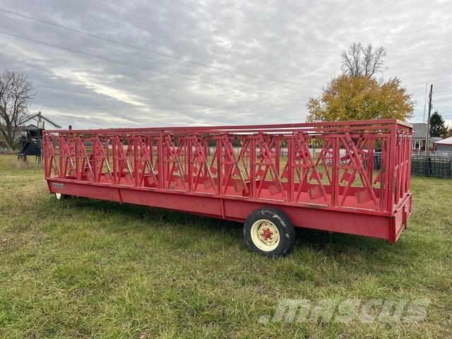  Creekbank Remolques de forraje