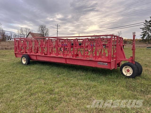  Creekbank Remolques de forraje