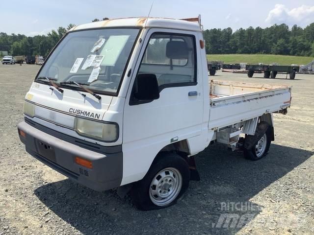 Cushman  Maquinaria para servicios públicos