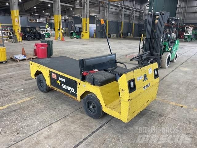 Cushman Titan Motores