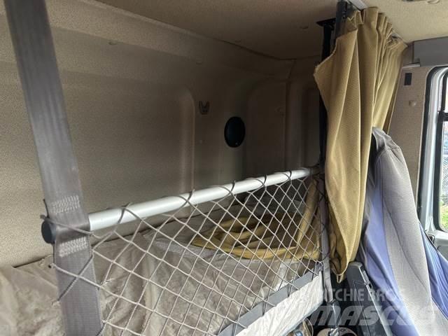 DAF CF85 Camiones bañeras basculantes o volquetes