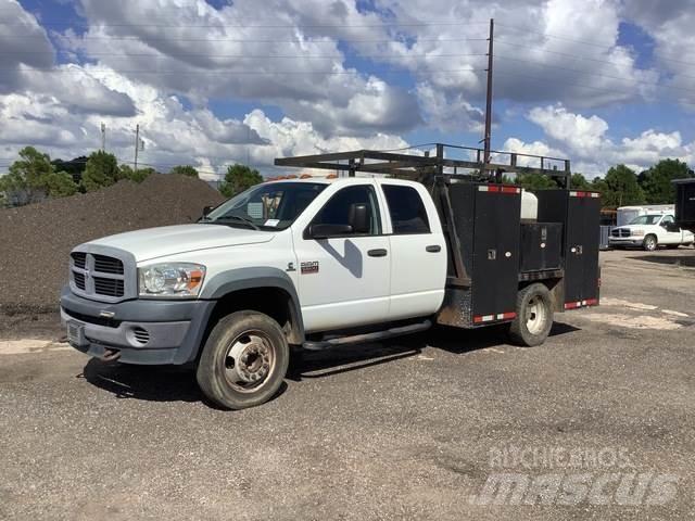 Dodge 5500 Furgonetas caja abierta