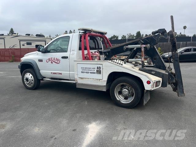 Dodge 5500 Grúas de vehículo