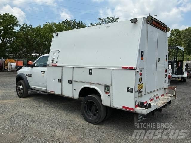 Dodge Ram 5500 Furgonetas caja abierta