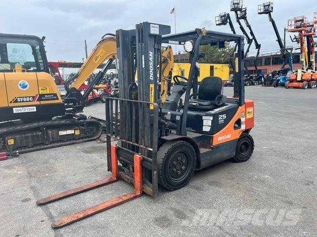 Doosan D25S-7 Otras carretillas elevadoras