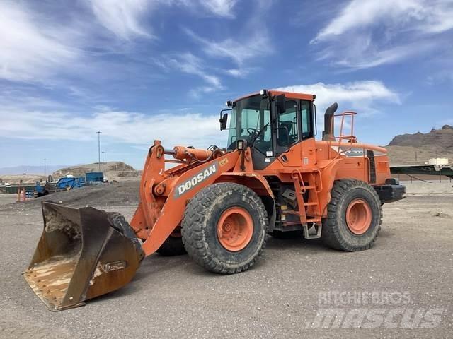 Doosan DL300-5 Cargadoras sobre ruedas