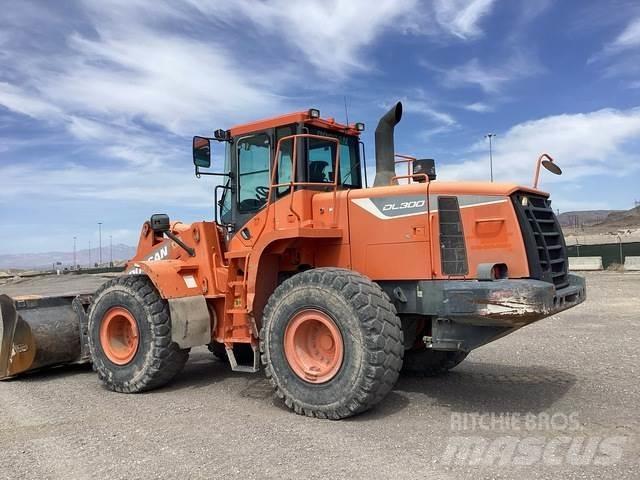 Doosan DL300-5 Cargadoras sobre ruedas